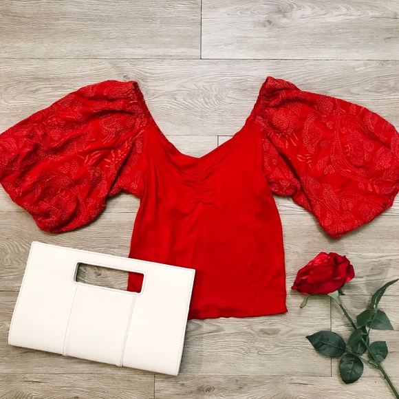 Free People Tops - 🆕 *SALE* Free People Off Shoulder Puffy Sleeves